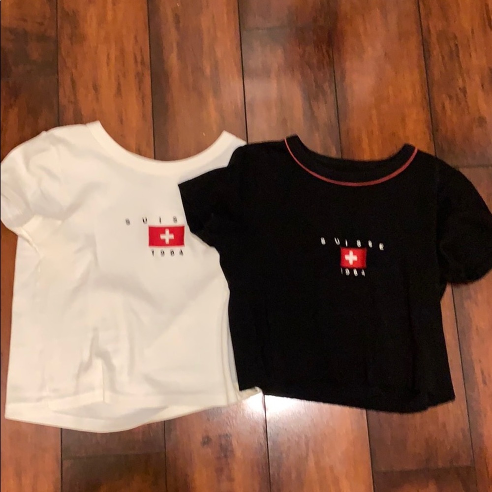 Brandy Melville black and white Suisse top